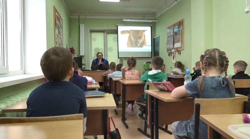 Ветеринары Ленобласти проводят «уроки доброты» в школах и детских садах