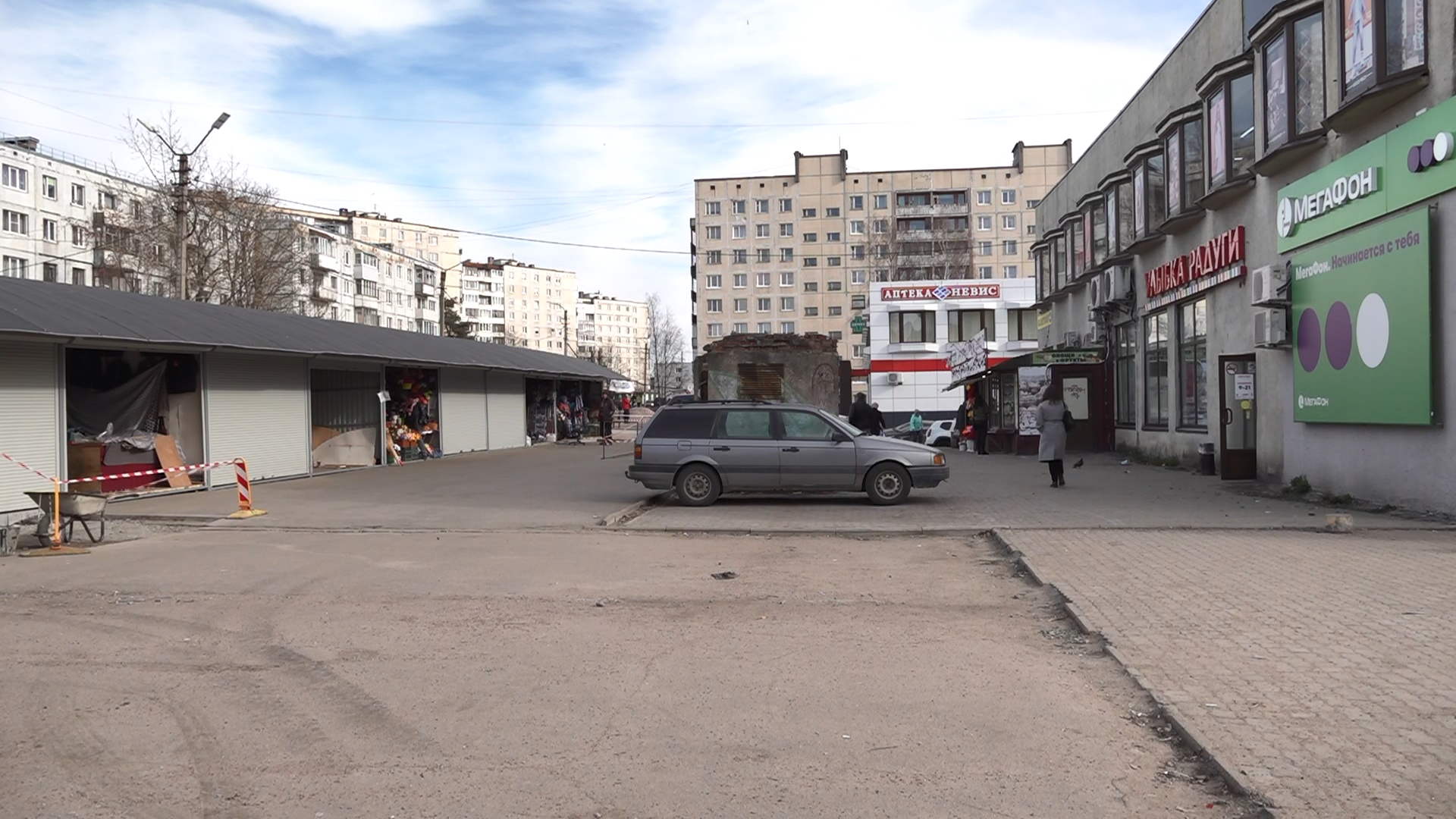 Выборг остановиться. ТЦ Гдыня Выборг. Гдыня рынок Выборг. Ржевская улица Выборг. Торговый центр с улицы.