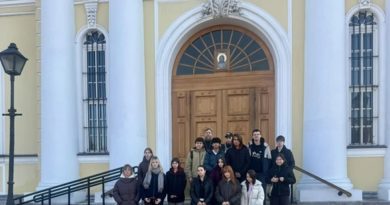 Молодые паломники открыли для себя историю Спасо-Преображенского собора Выборга Молодые паломники открыли для себя историю Спасо-Преображенского собора Выборга